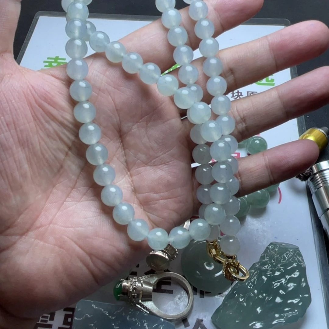 牛***糖定制翡翠未镶嵌订制