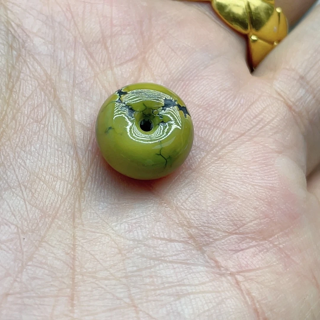 未镶嵌南红玛瑙珠宝奇石