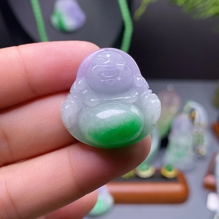 翡翠未镶嵌吊坠(赠链)