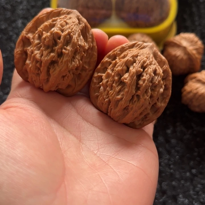 大叶紫檀（黑酸枝木类）麦虎