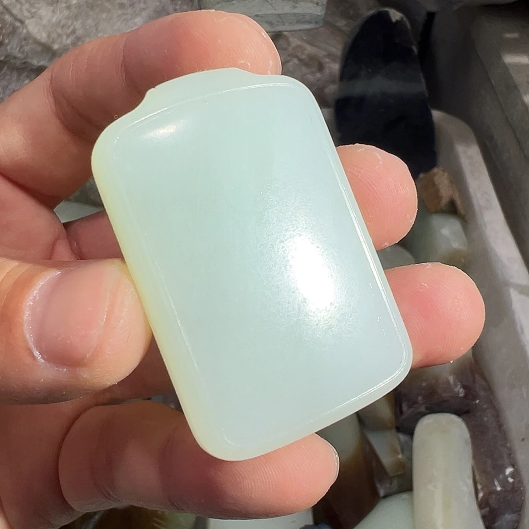 定制和田玉未镶嵌和田玉