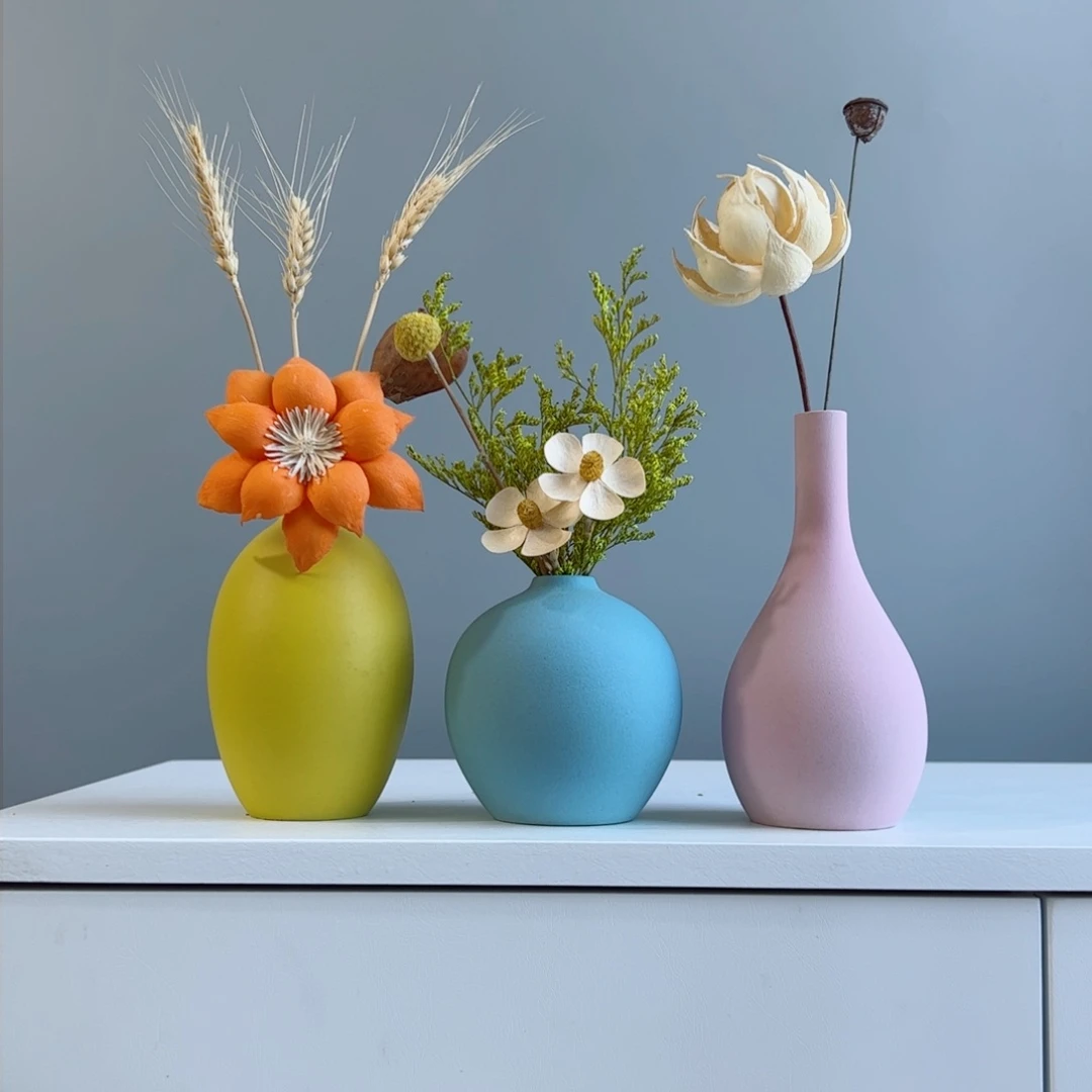 摆件陶瓷小花瓶摆件含花总高约20-30cm