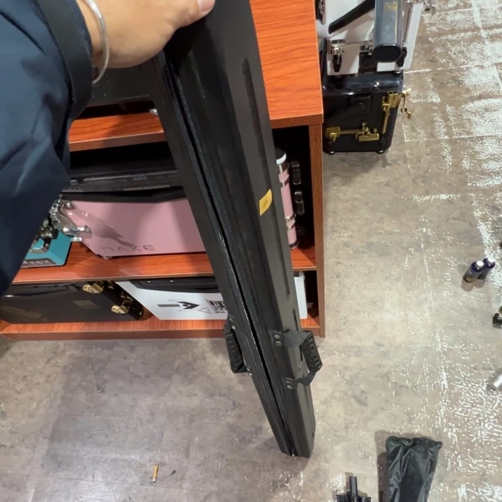 二手杆包一个，硬壳小号