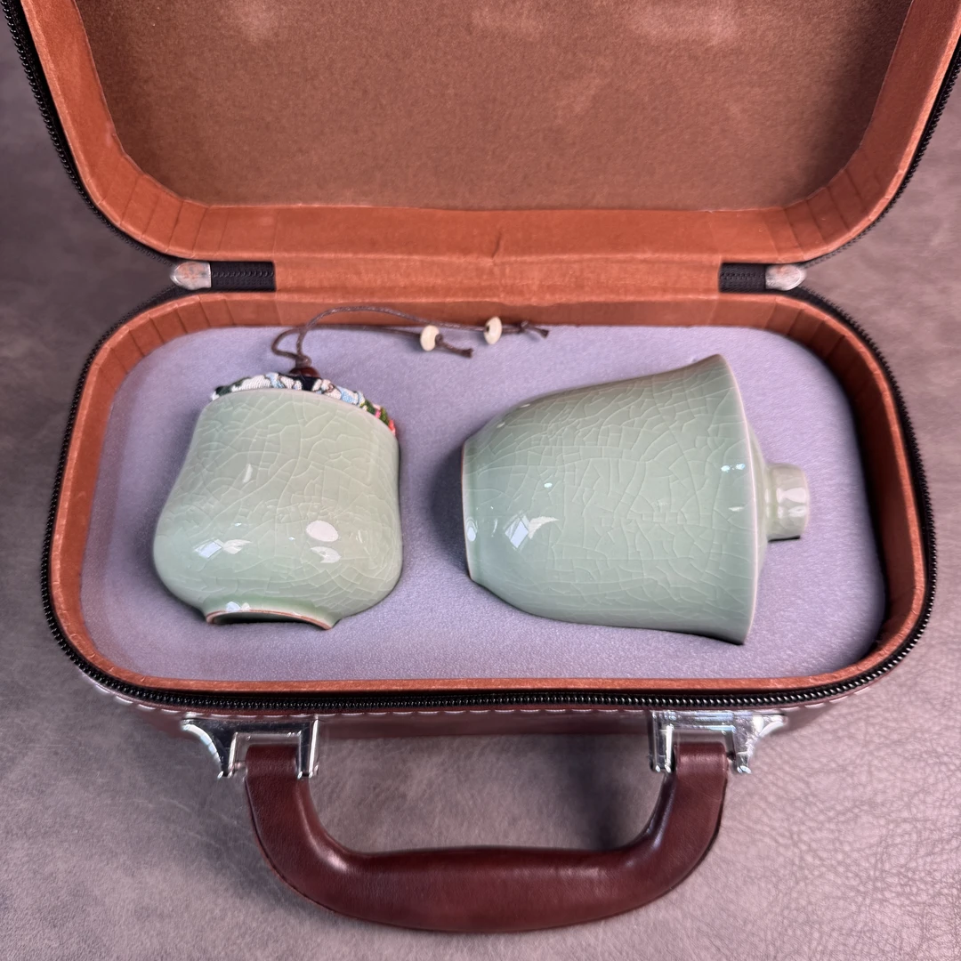 AA125绿色开片哥窑旅行茶具一壶三杯带茶叶罐