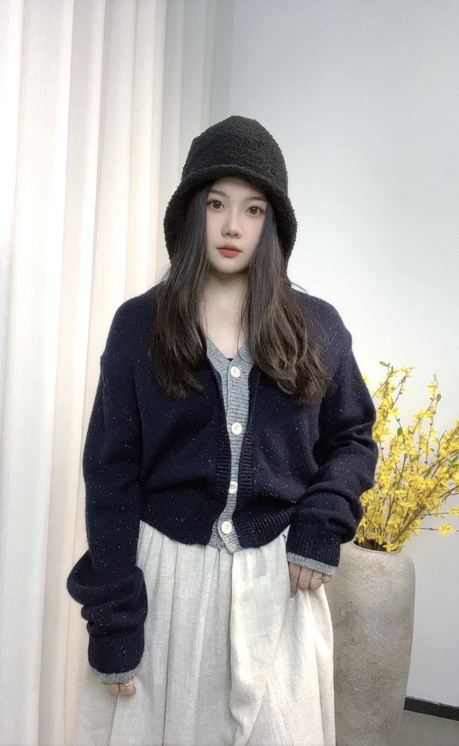 归期●点子纱V领针织开衫秋冬上衣女毛衣时尚显瘦