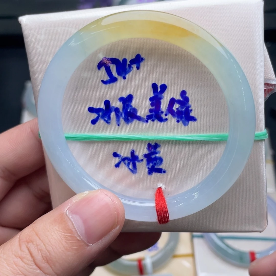 翡翠未镶嵌手镯翡翠手镯23