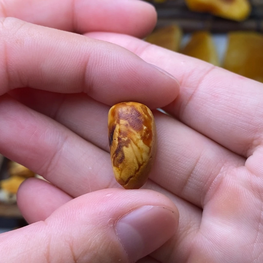 定制琥珀天然蜜蜡