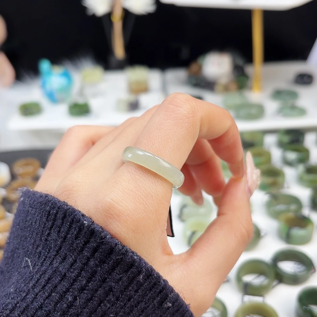 和田玉未镶嵌戒指P65浅晴细条17.7不退换