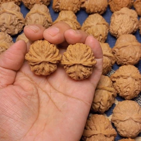 【闪购商品】吊坠文玩核桃黄金甲苹果34