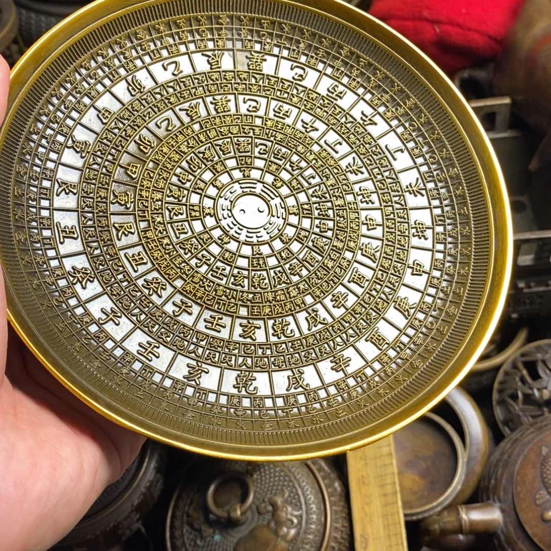 精美铜器做工精良