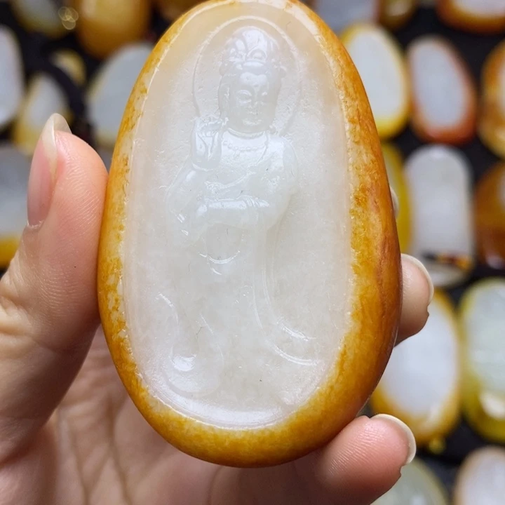 和田玉未镶嵌颈饰