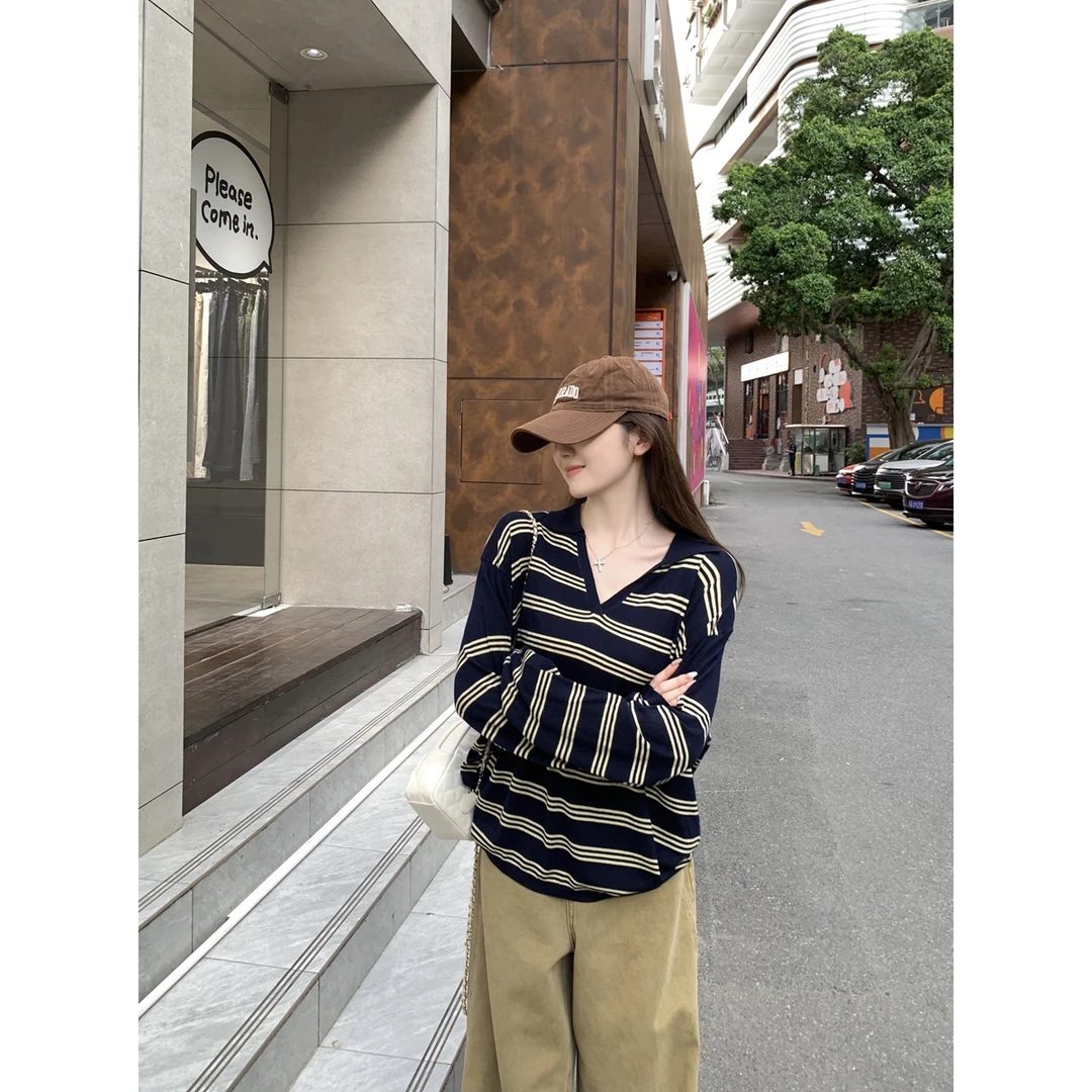 2025秋季新款韩系设计感高级感百搭撞色条纹V领宽松长袖针织衫女