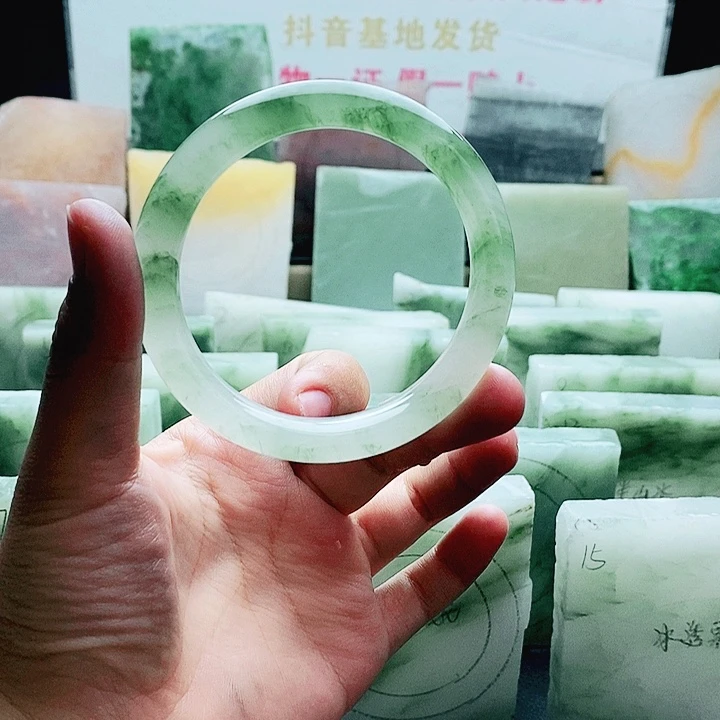 定制石英质玉（天山翠）望*亭