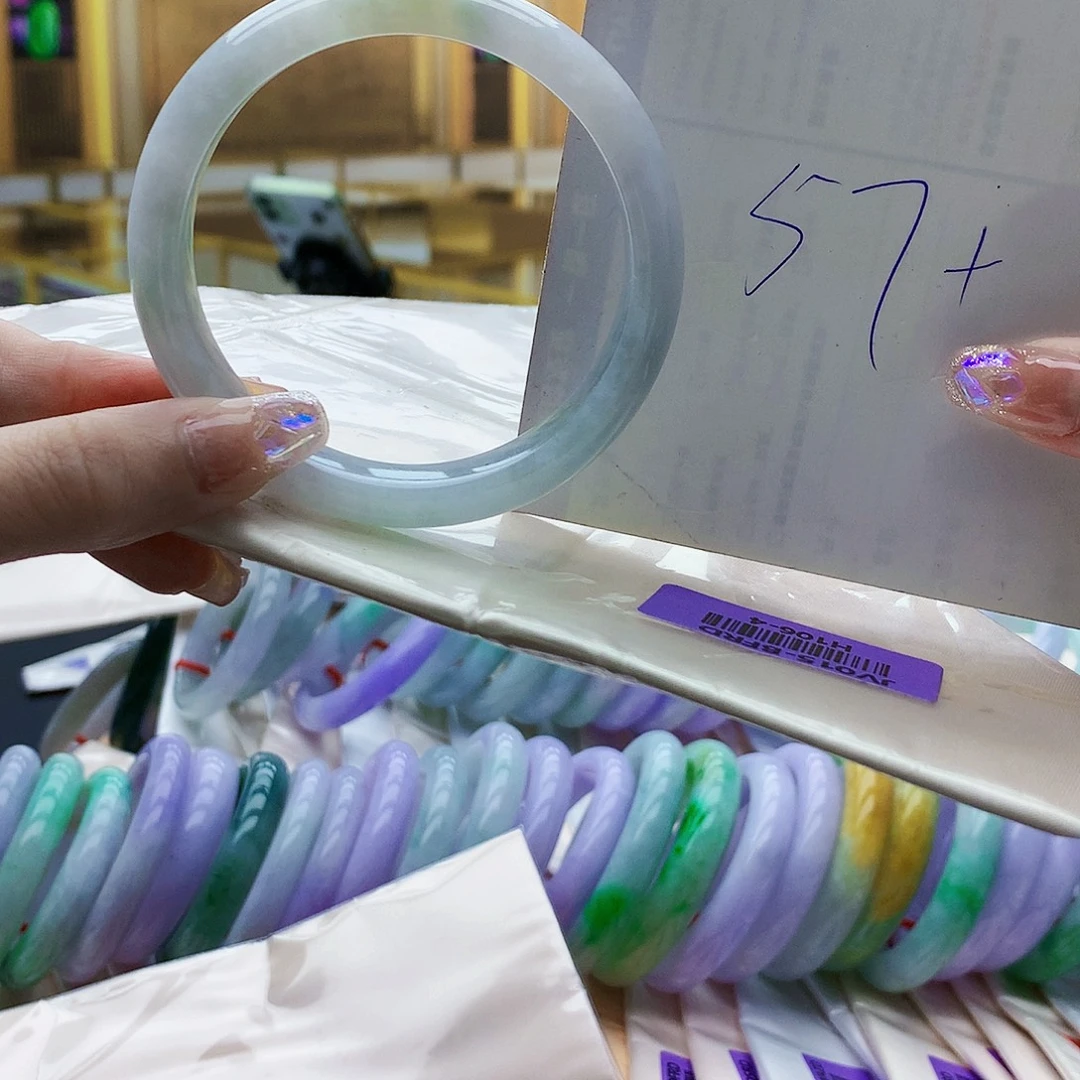 翡翠未镶嵌手镯ghh