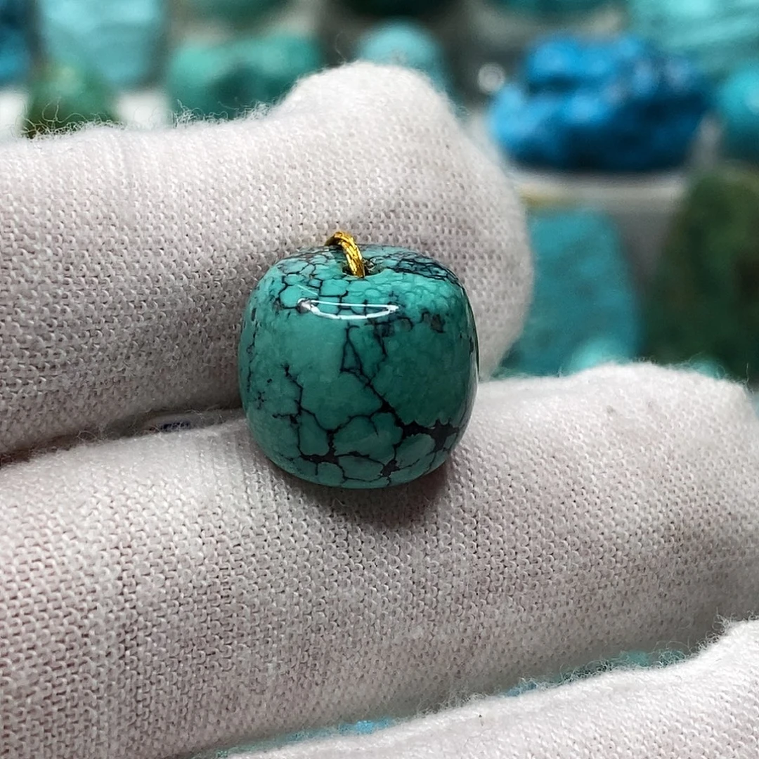 绿松石未镶嵌天然原矿 地大质检13.3mm