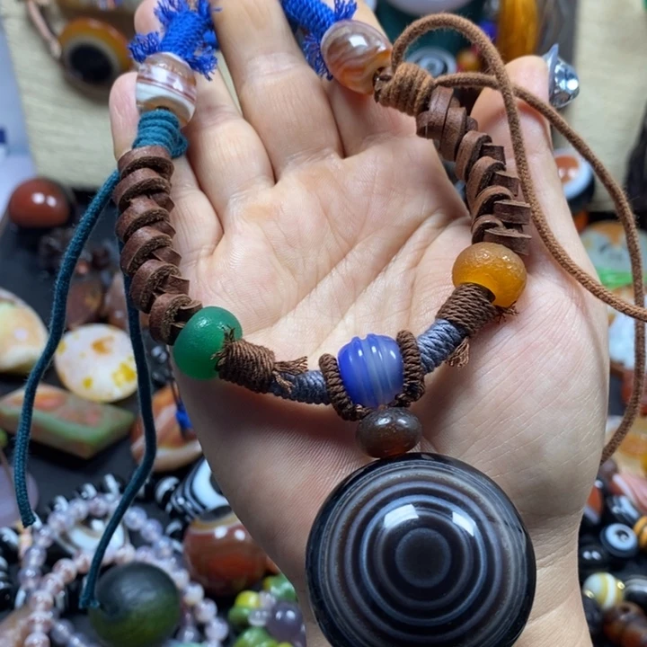 玛瑙/玉髓未镶嵌颈饰