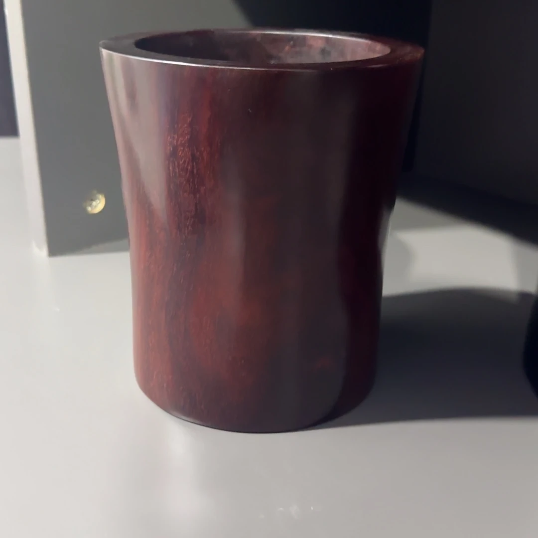 端景台紫檀木类赞比亚血檀笔筒笔筒