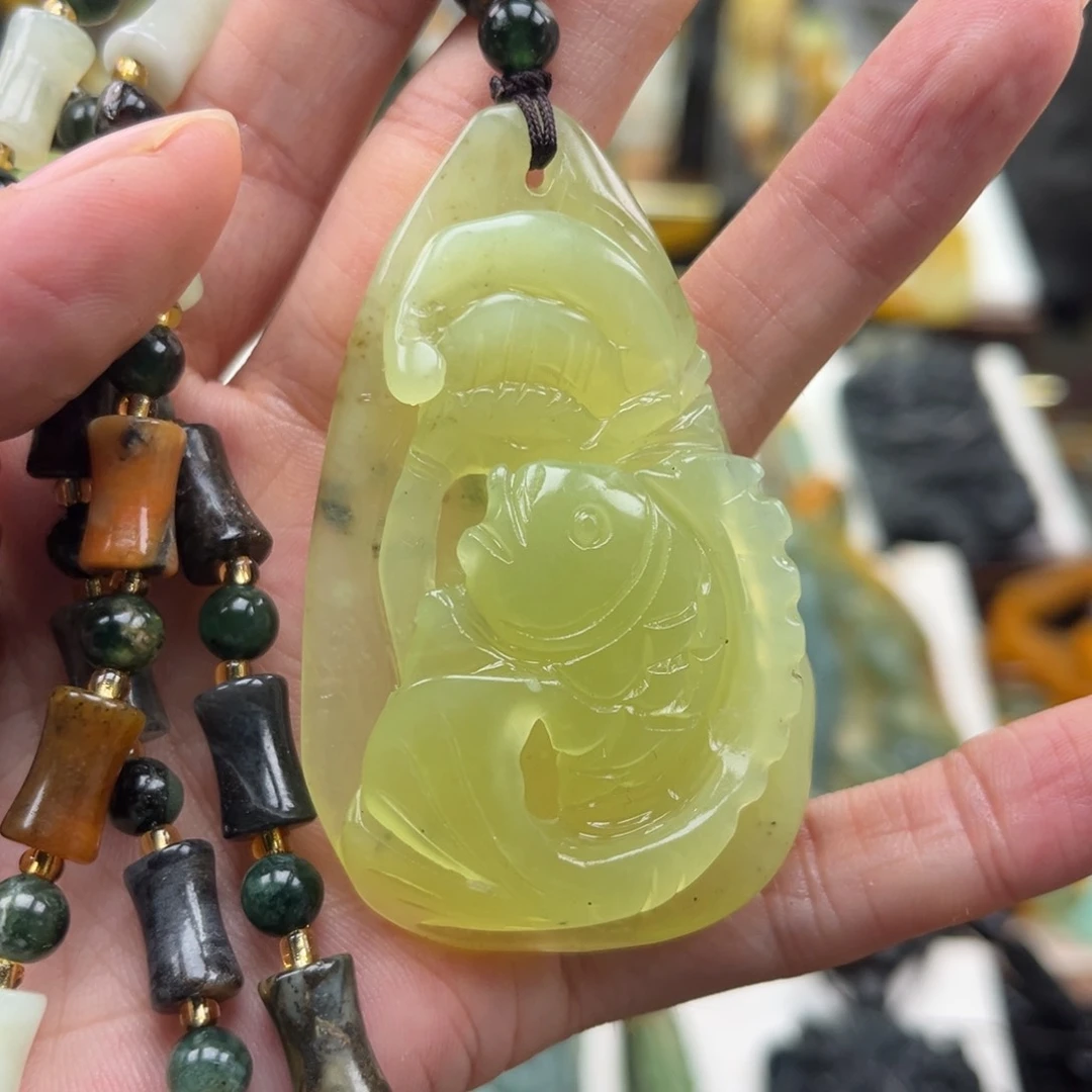 岫玉未镶嵌挂件挂件