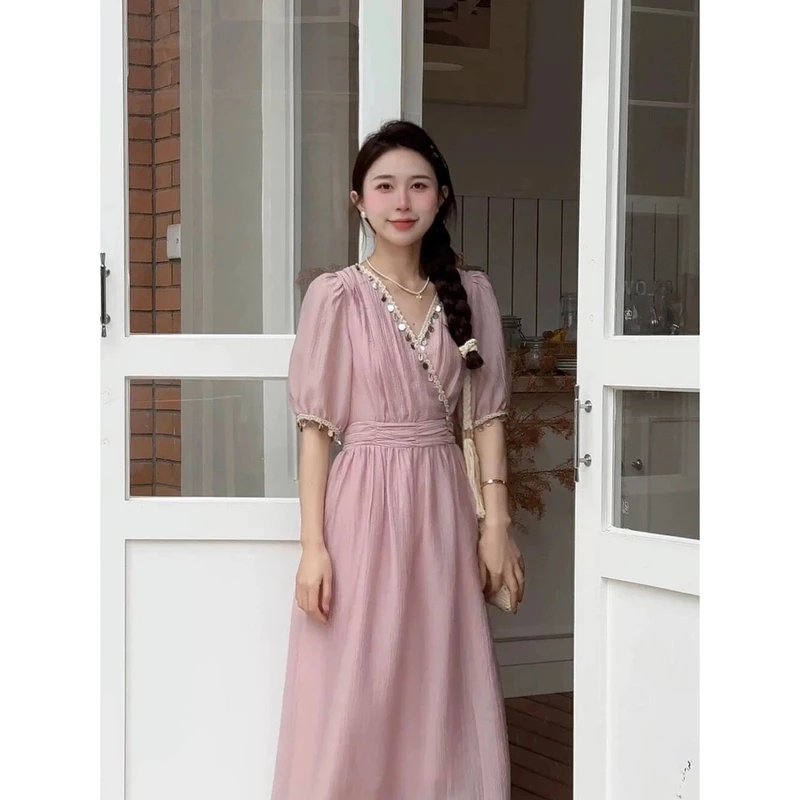 2025夏新款法式气质贝壳串珠V领短袖连衣裙收腰长裙女