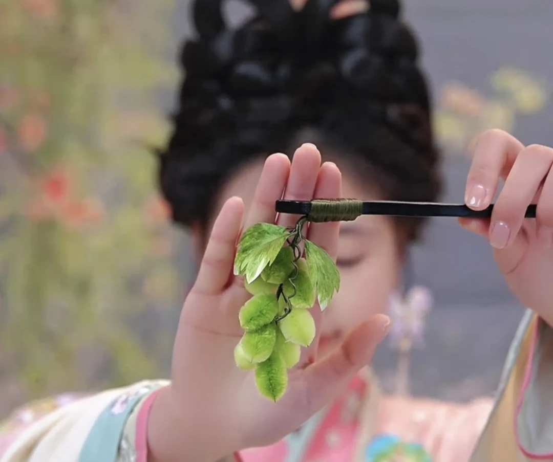 江南浔汉服头饰古风饰品 绒花葡萄默认木簪 改主体找客服