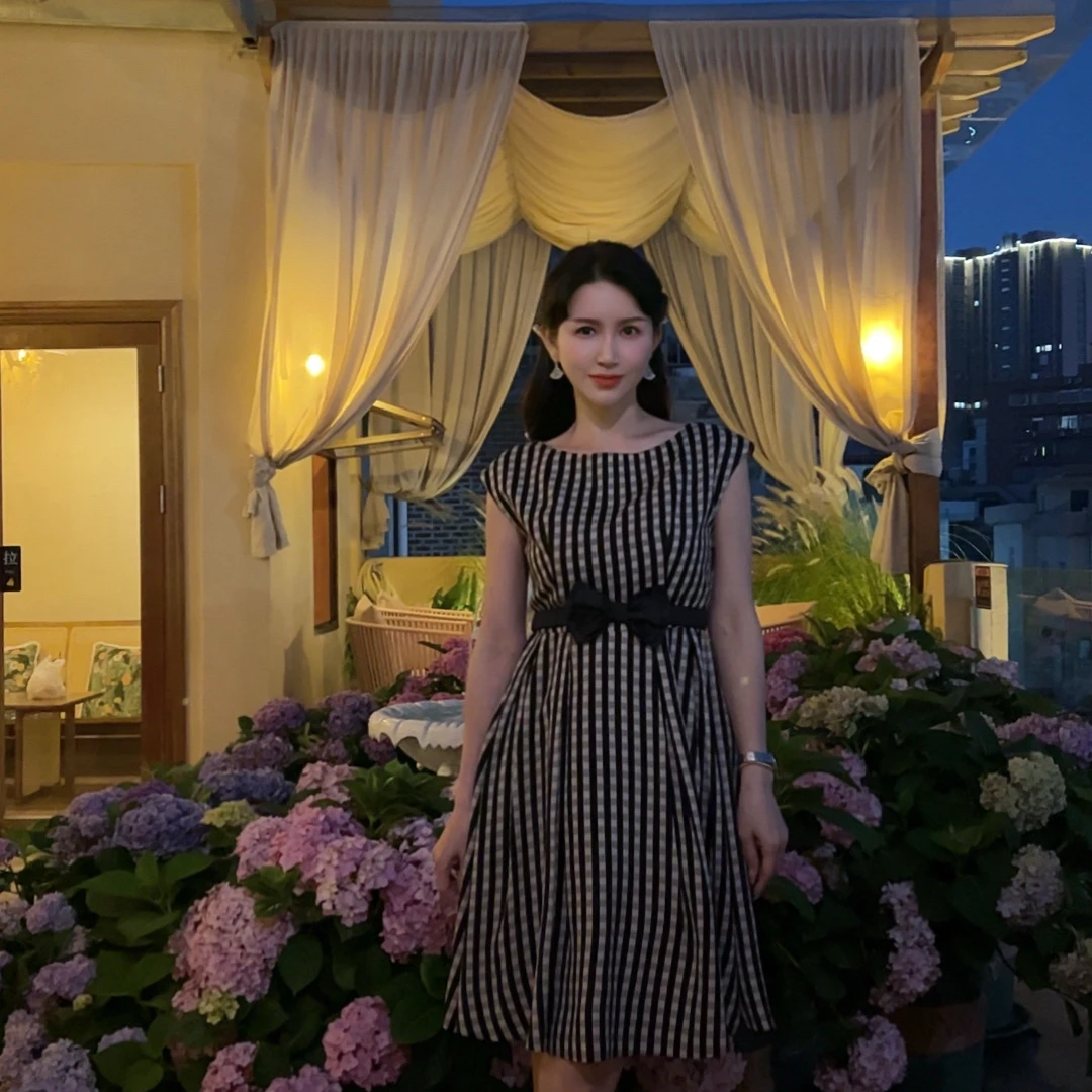 【可可小姐】25178 安妮老板赫本风气质优雅减龄蝴蝶结有口袋连衣裙