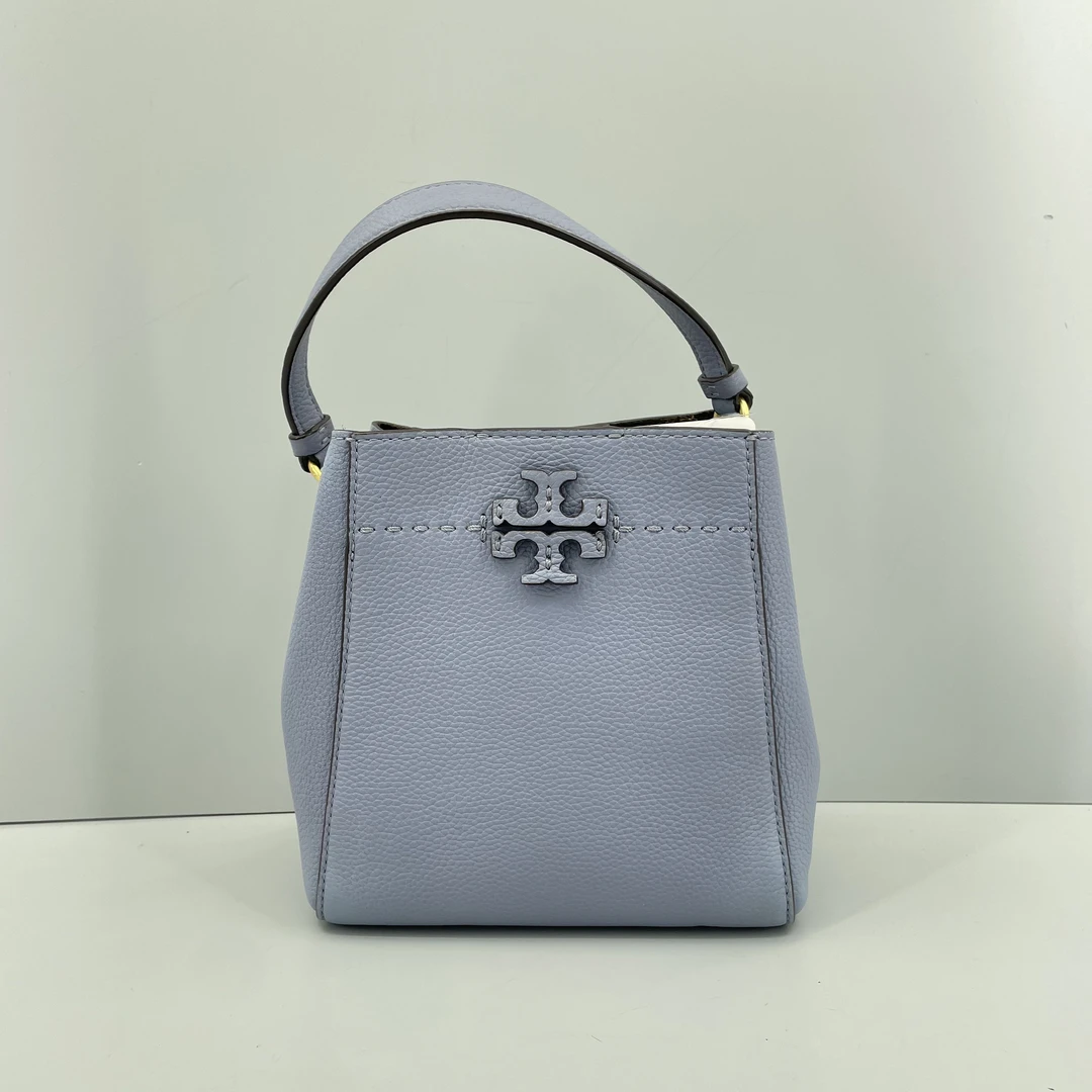90新 TORY BURCH/汤丽柏琦 浅蓝色变形水桶包18*20*10E021607