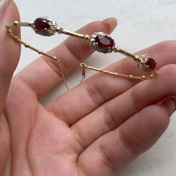 红宝石手链18K金镶嵌