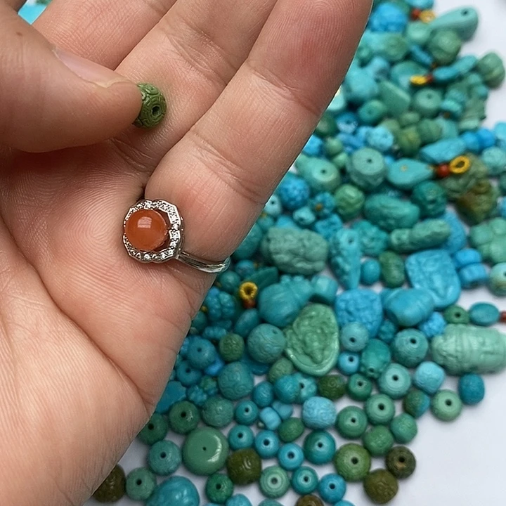 南红玛瑙未镶嵌珠宝奇石