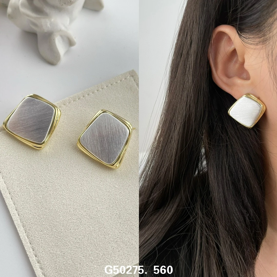铜合金耳饰 时尚简约方形耳钉银色拉丝设计百搭耳饰