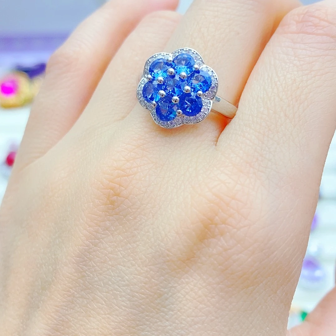 戒指蓝宝石未镶嵌