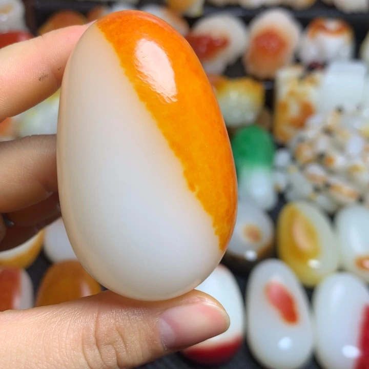 澜*新疆戈壁石五彩石