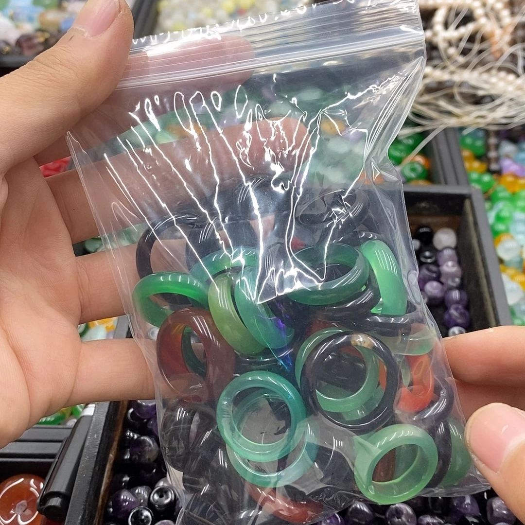 李***抿合金颈饰玛瑙/玉髓