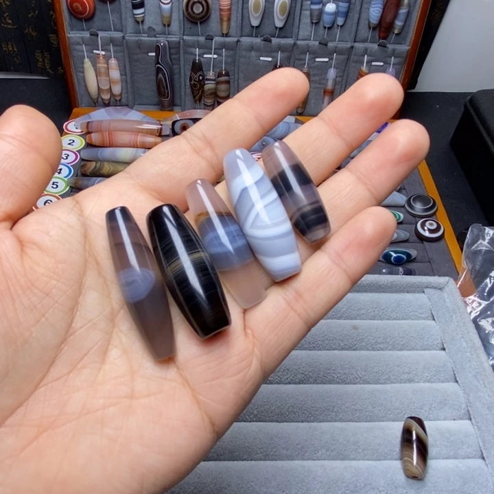 玛瑙/玉髓颈饰未镶嵌滚**活