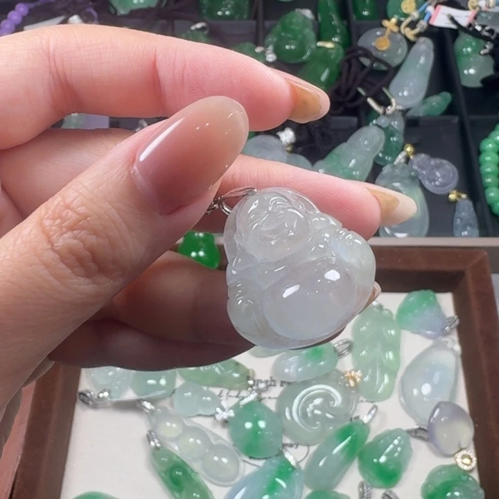 翡翠未镶嵌颈饰11