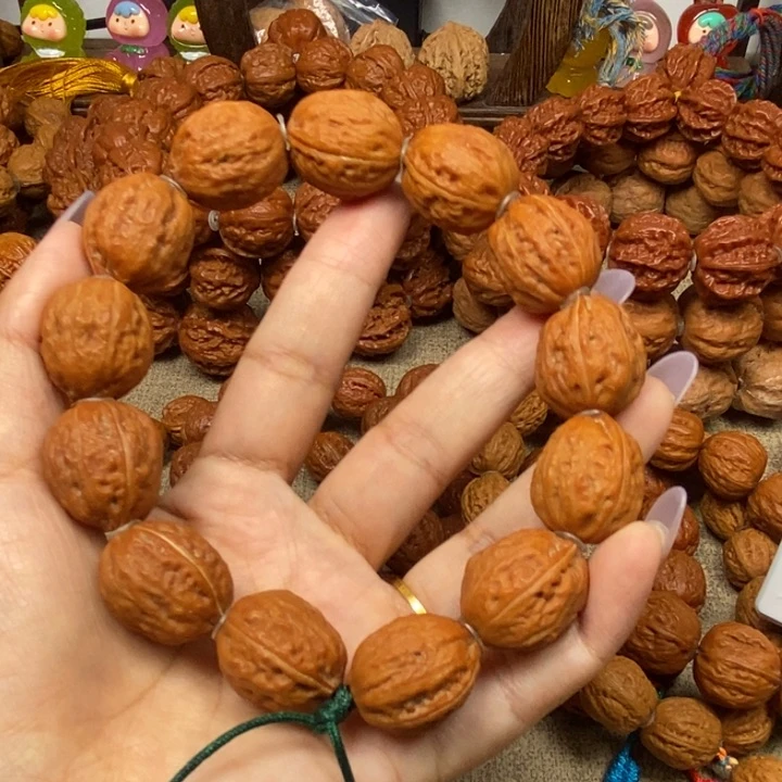 文玩核桃吊坠水晶小枣