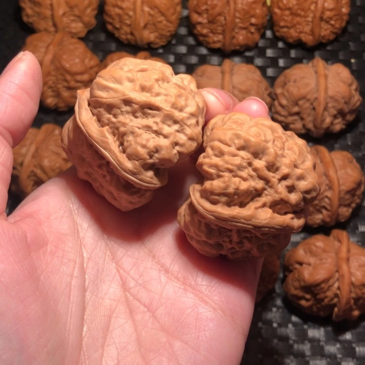 Q***！把件文玩核桃蛙王