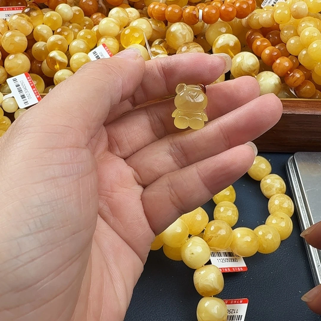 琥珀未镶嵌珠宝奇石