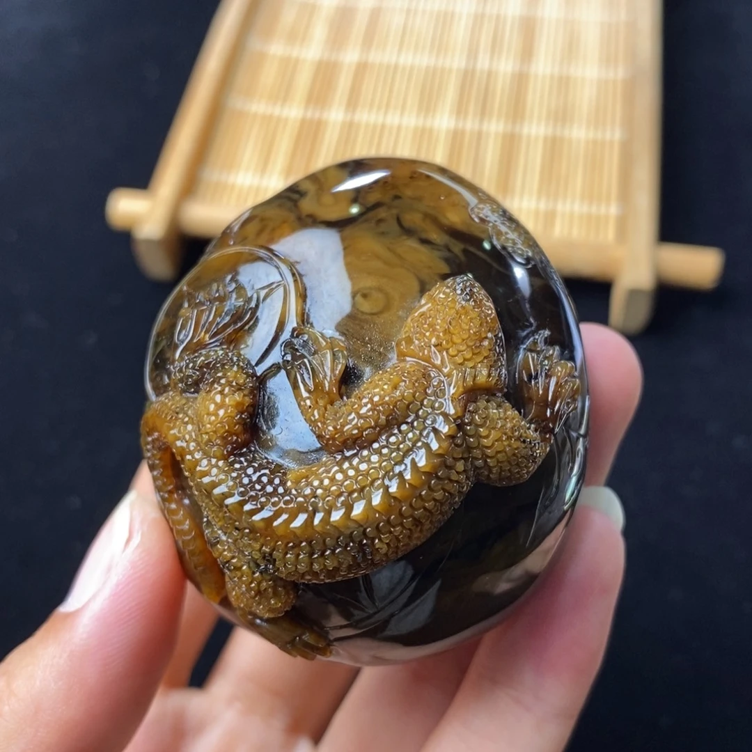 琥珀颈饰未镶嵌50克