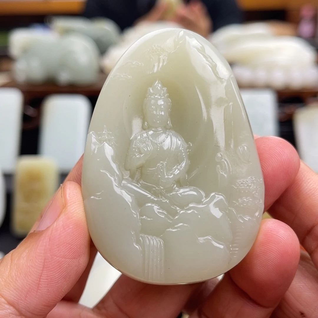 颈饰未镶嵌和田玉