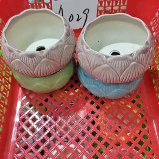 微瑕陶瓷盆满12包邮