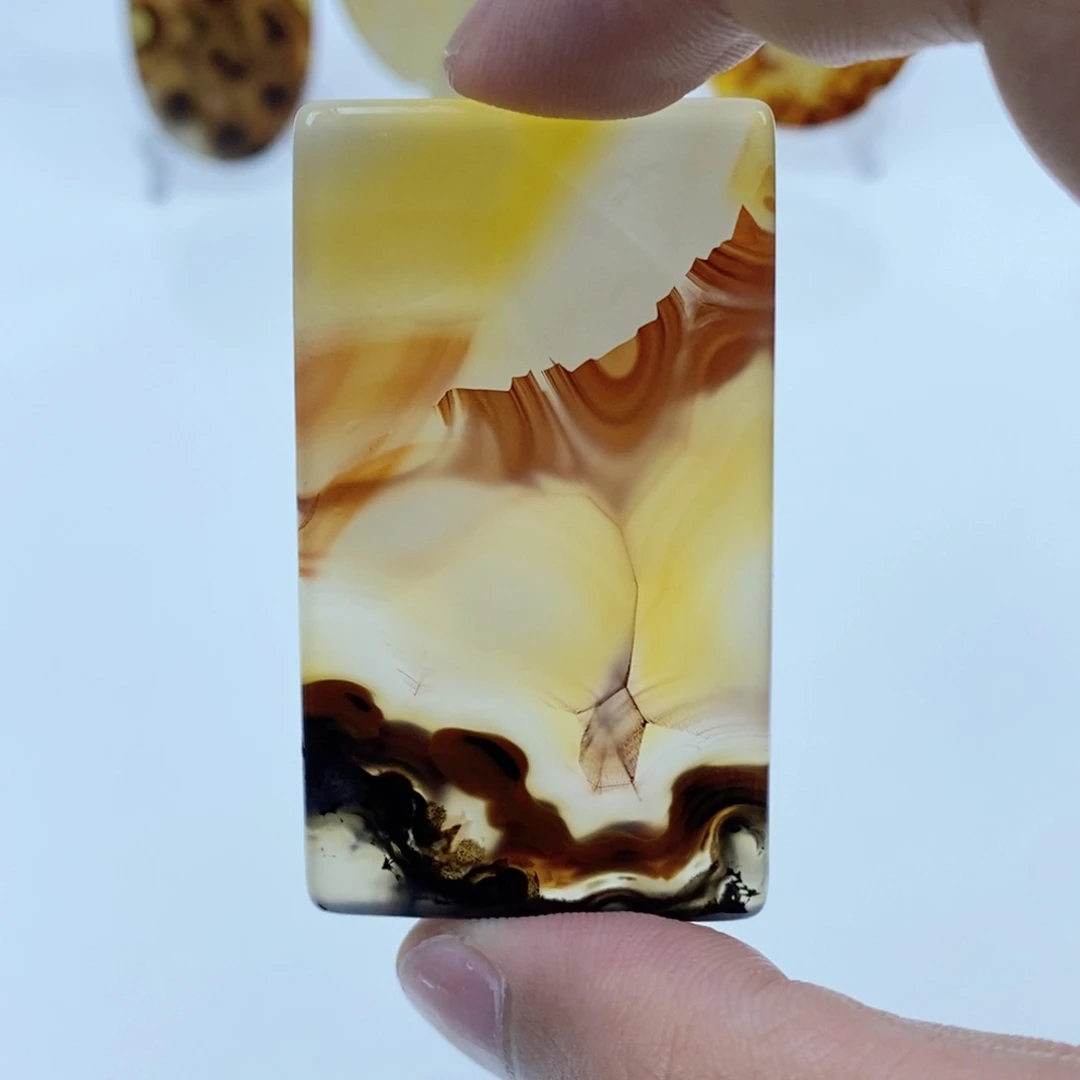 玛瑙/玉髓未镶嵌珠宝半成品