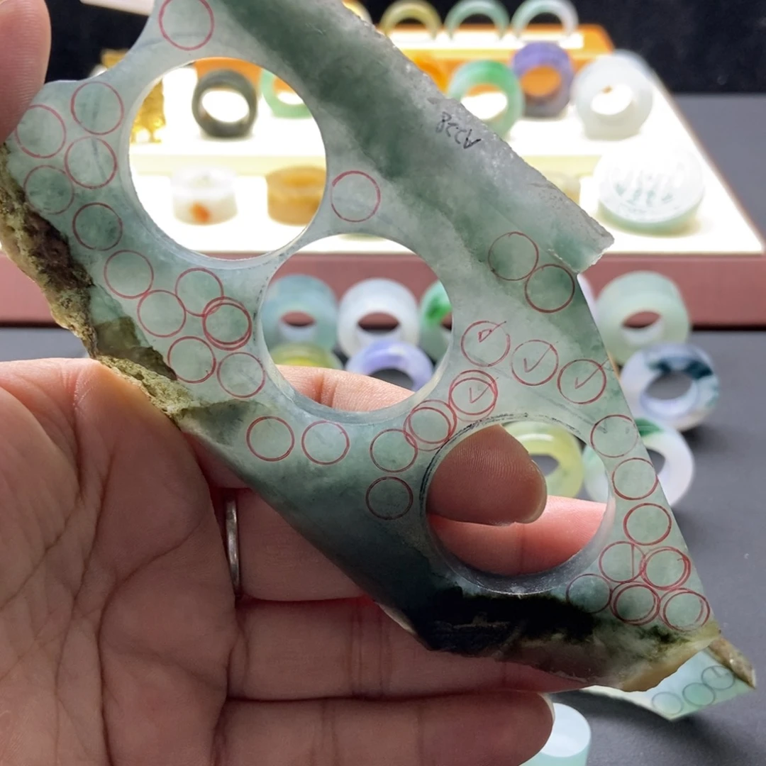 定制翡翠翡翠28颗左右未镶嵌我**头