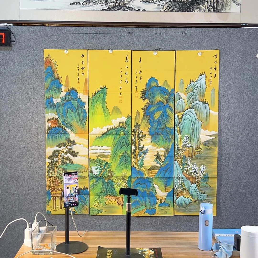 国画507 花鸟在树丛的顶端发出巨大声音