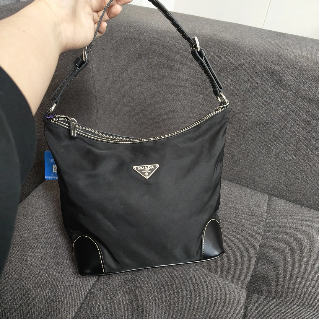 95新 Prada/普拉达 兔兔奢G专属/普拉达单肩包/241214049