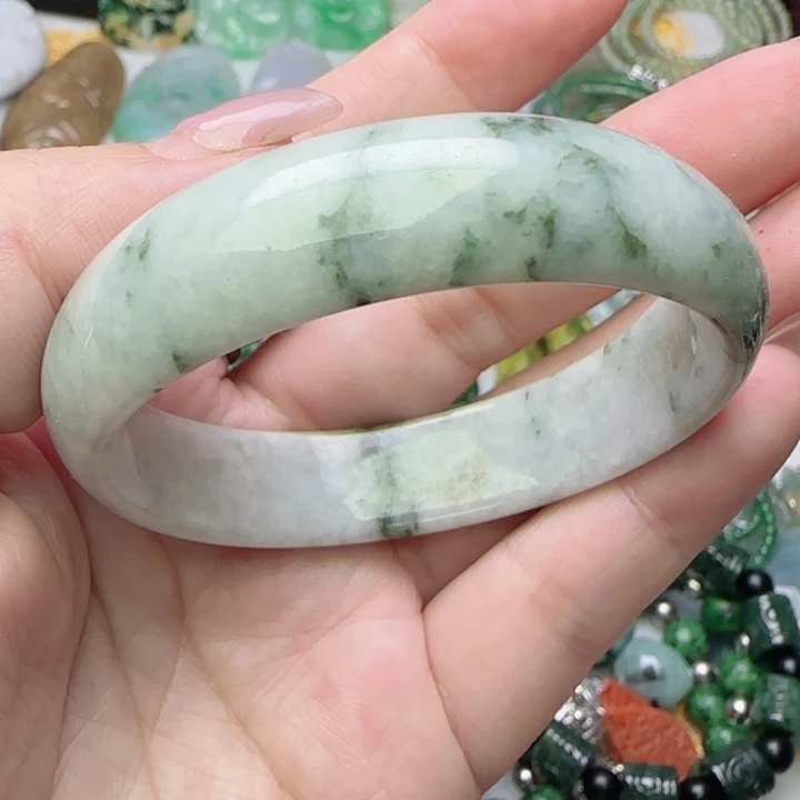 翡翠未镶嵌手镯天然A货818