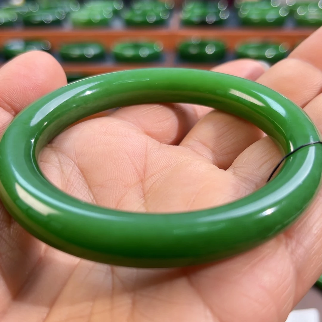 未镶嵌手镯和田玉（碧玉）
