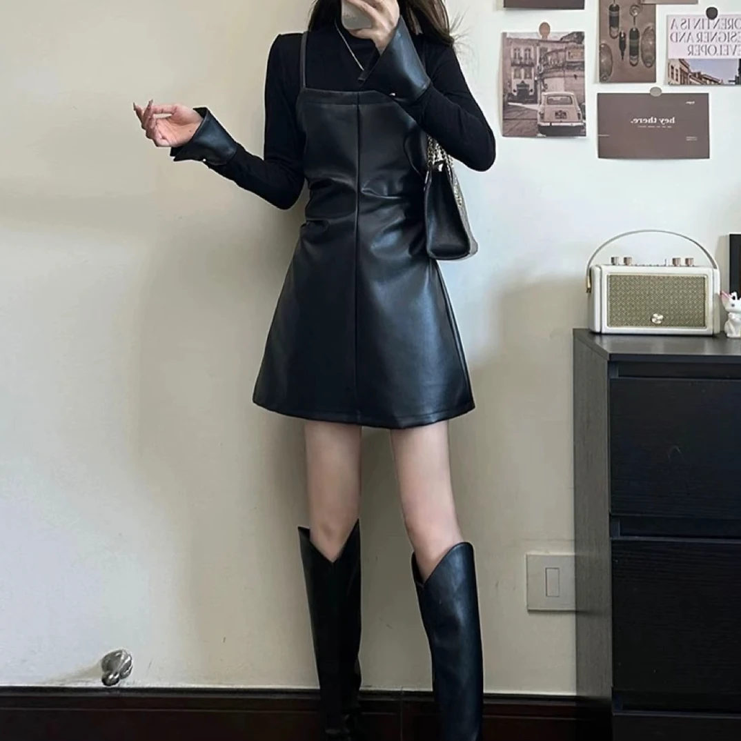 大码女装法式辣妹秋季新款气质小黑裙PU遮肚显瘦连衣裙
