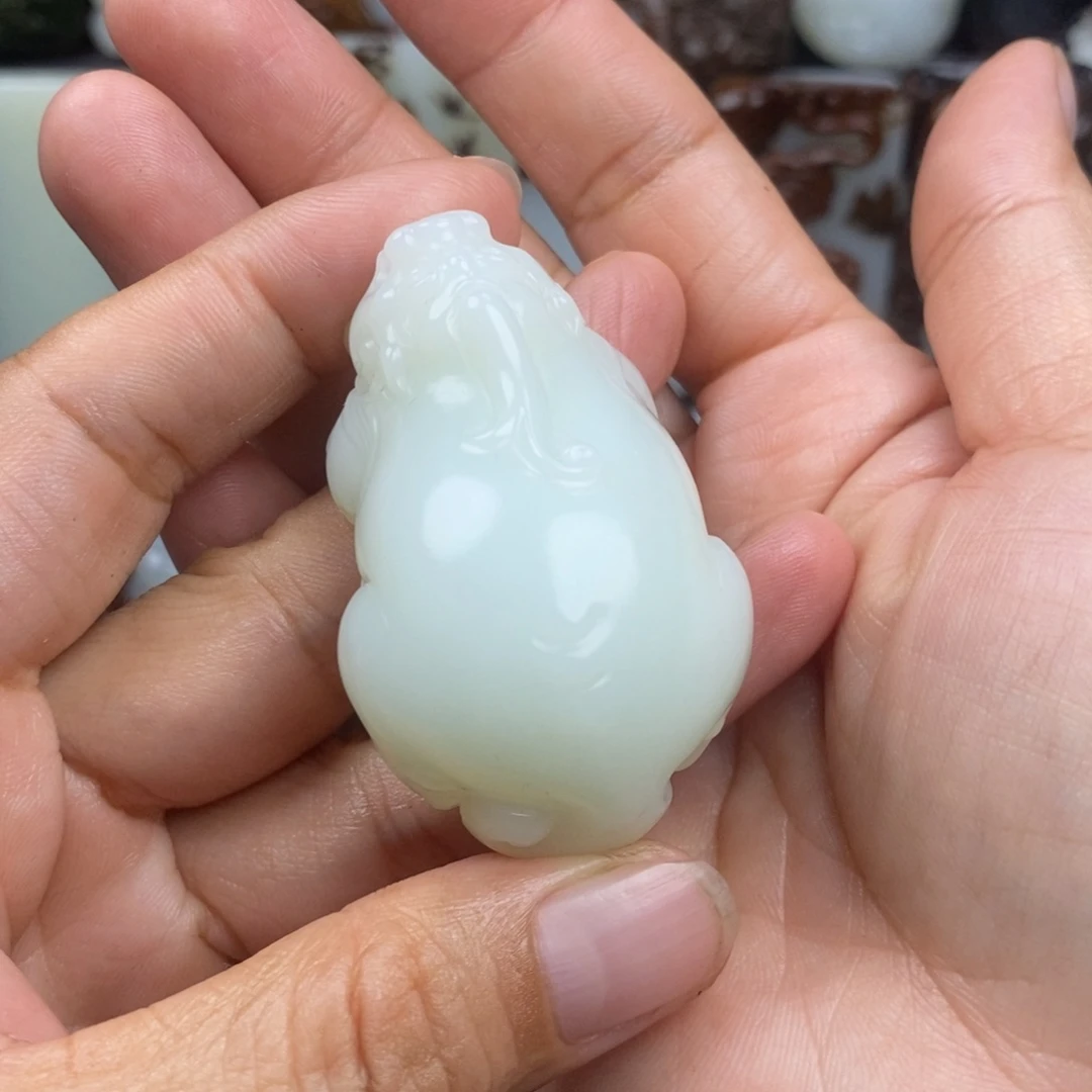 漠***踪吊坠(不含链)未镶嵌和田玉