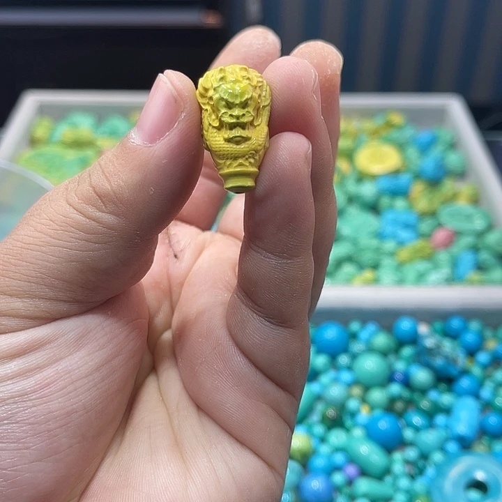 菱锰矿未镶嵌珠宝半成品