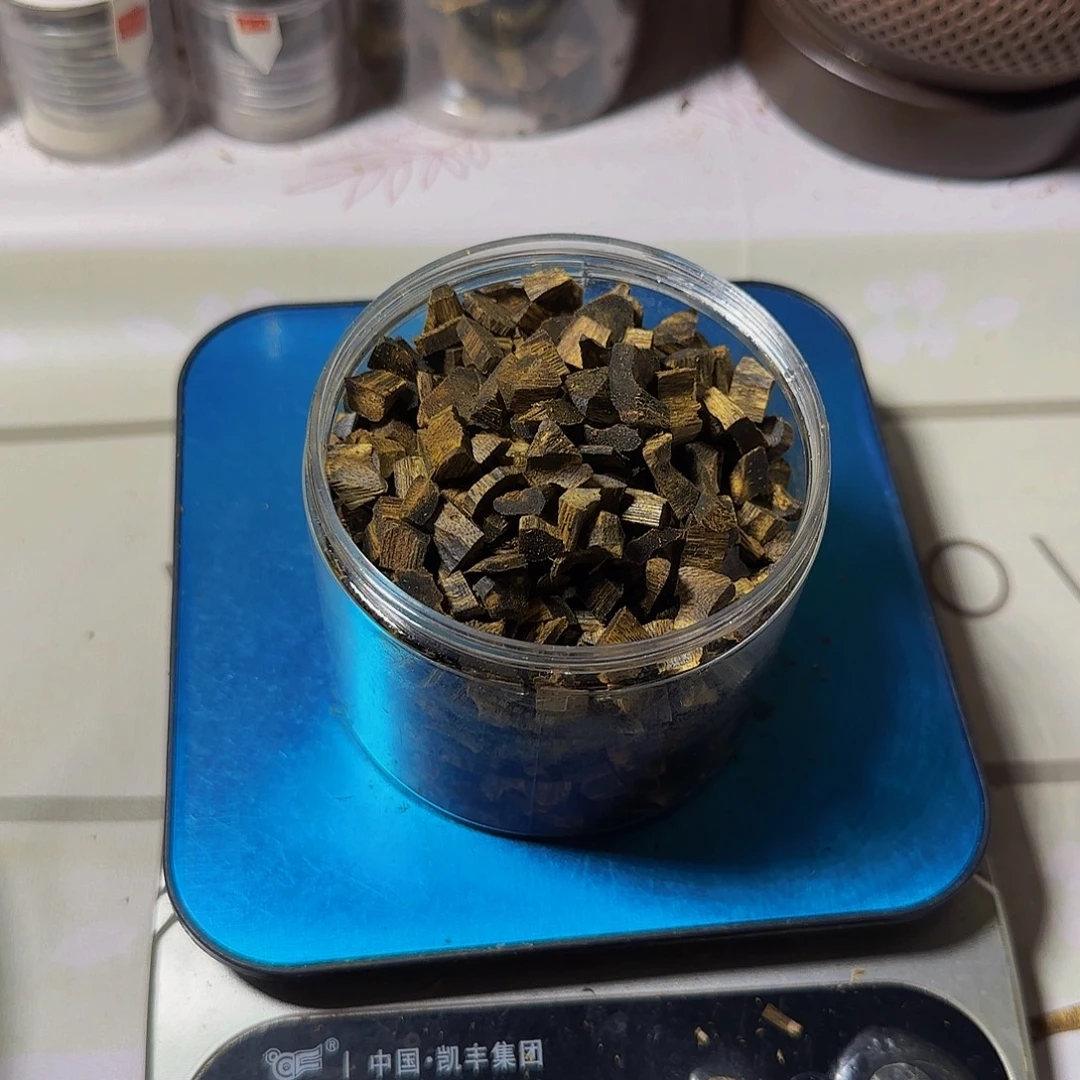 用***1沉香碎屑沉香奇楠紫棋熏香高油米粒101克